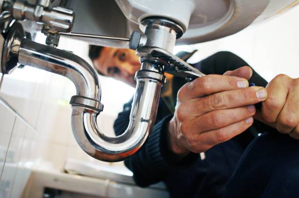 Best Clogged Drain Plumber  in Alton, IA